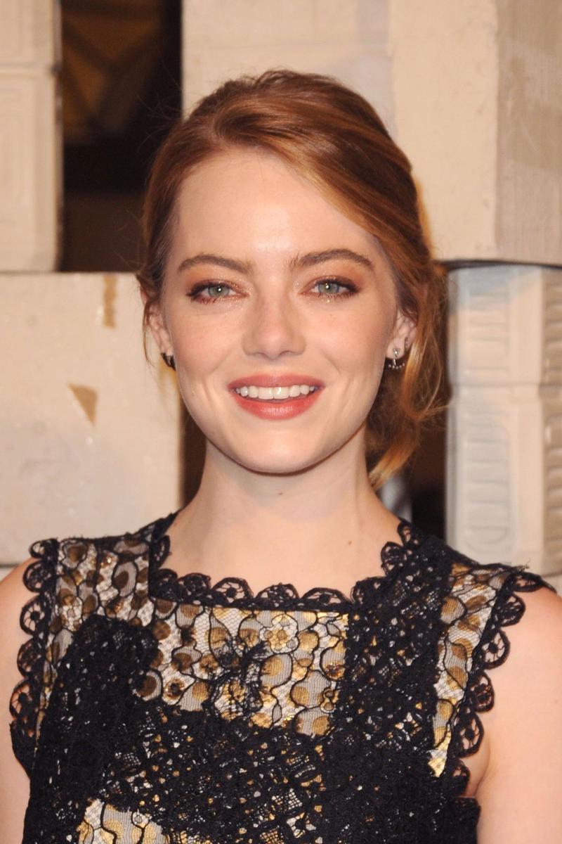 Famosas con acné, Emma Stone