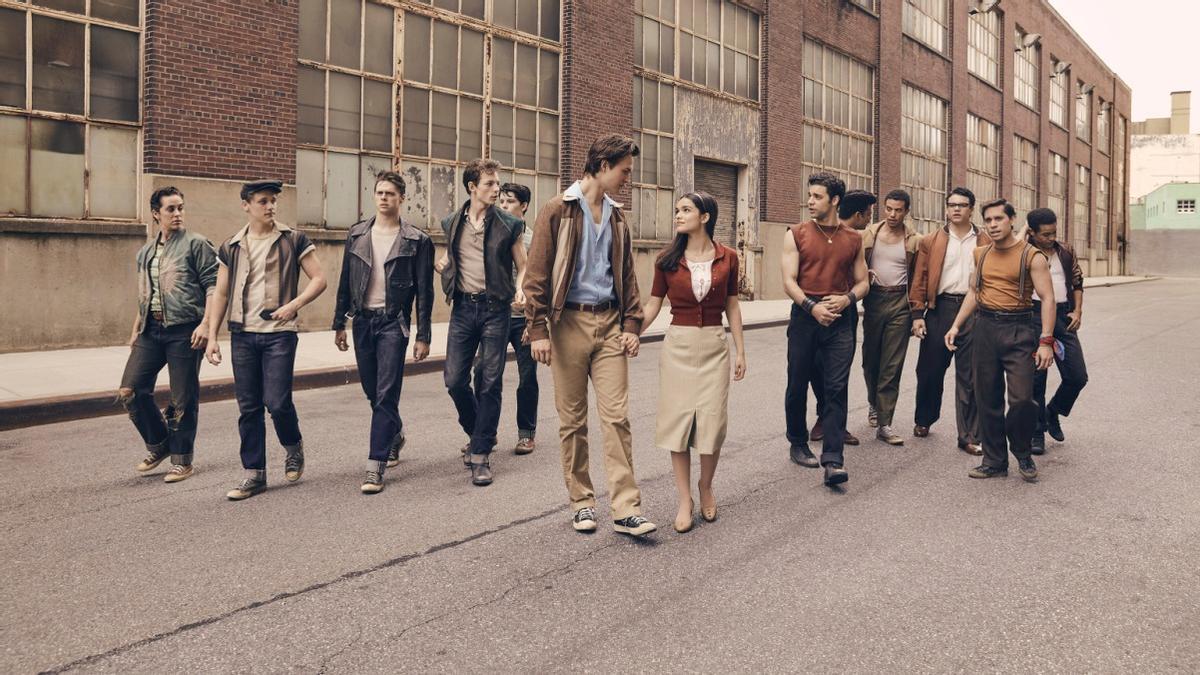 Algunos exteriores de 'West Side Story' se rodaron al mismo tiempo y muy cerca de donde se filmaba 'En un barrio de Nueva York'-