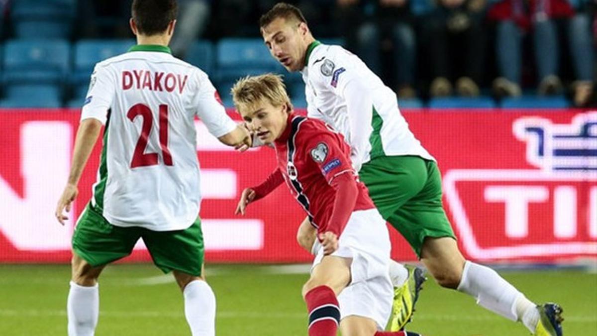 Martin Odegaard en el partido frente a Bulgaria de este lunes