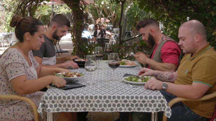 «Joc de cartes» visita el  Pla de l&#039;Estany per buscar restaurants molt personals