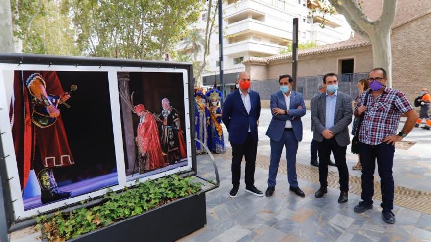 Fotografías para el recuerdo en las calles de  la ciudad | JUAN CARLOS CAVAL