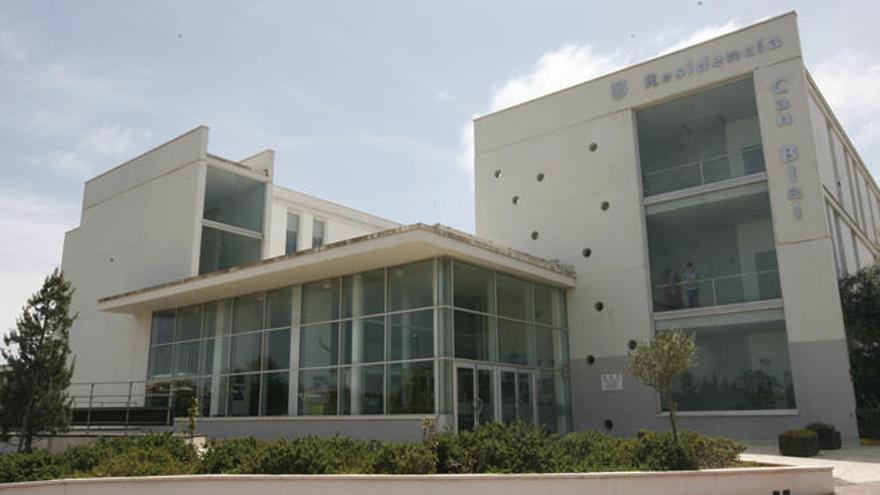 La residencia Can Blai, en Santa Eulària, con capacidad para 94 internos y 20 plazas de centro de día.
