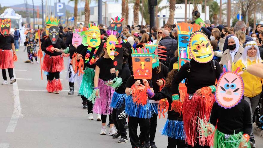 Escasa participación en un carnaval con matices reivindicativos en Ibiza