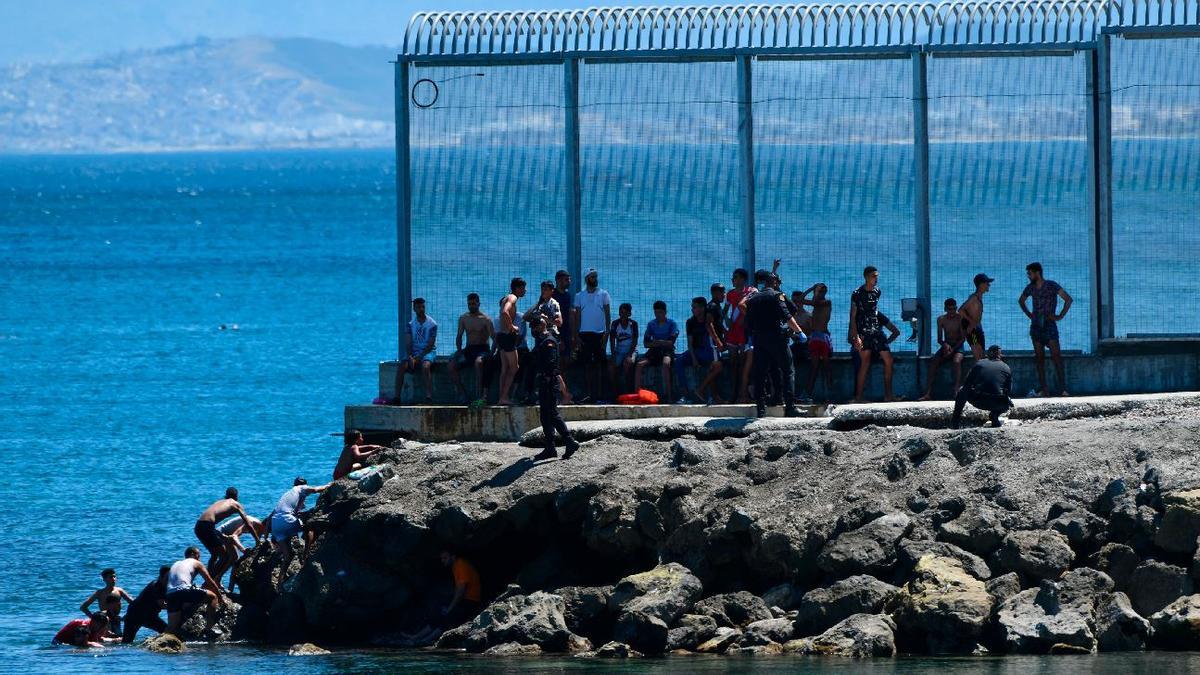 Ceuta vive uno de los episodios de entrada masiva de inmigrantes más numeroso de los últimos años