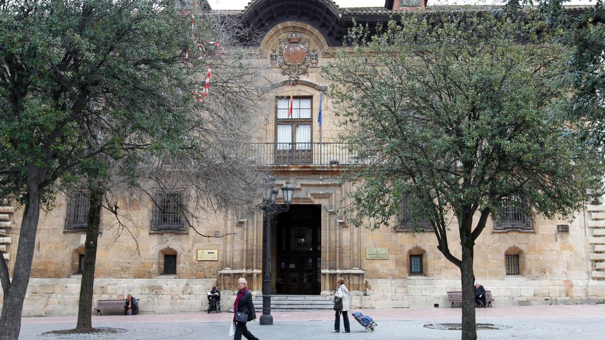 Edificio del Tribunal Superior de Justicia de Asturias en la plaza Porlier de Oviedo.