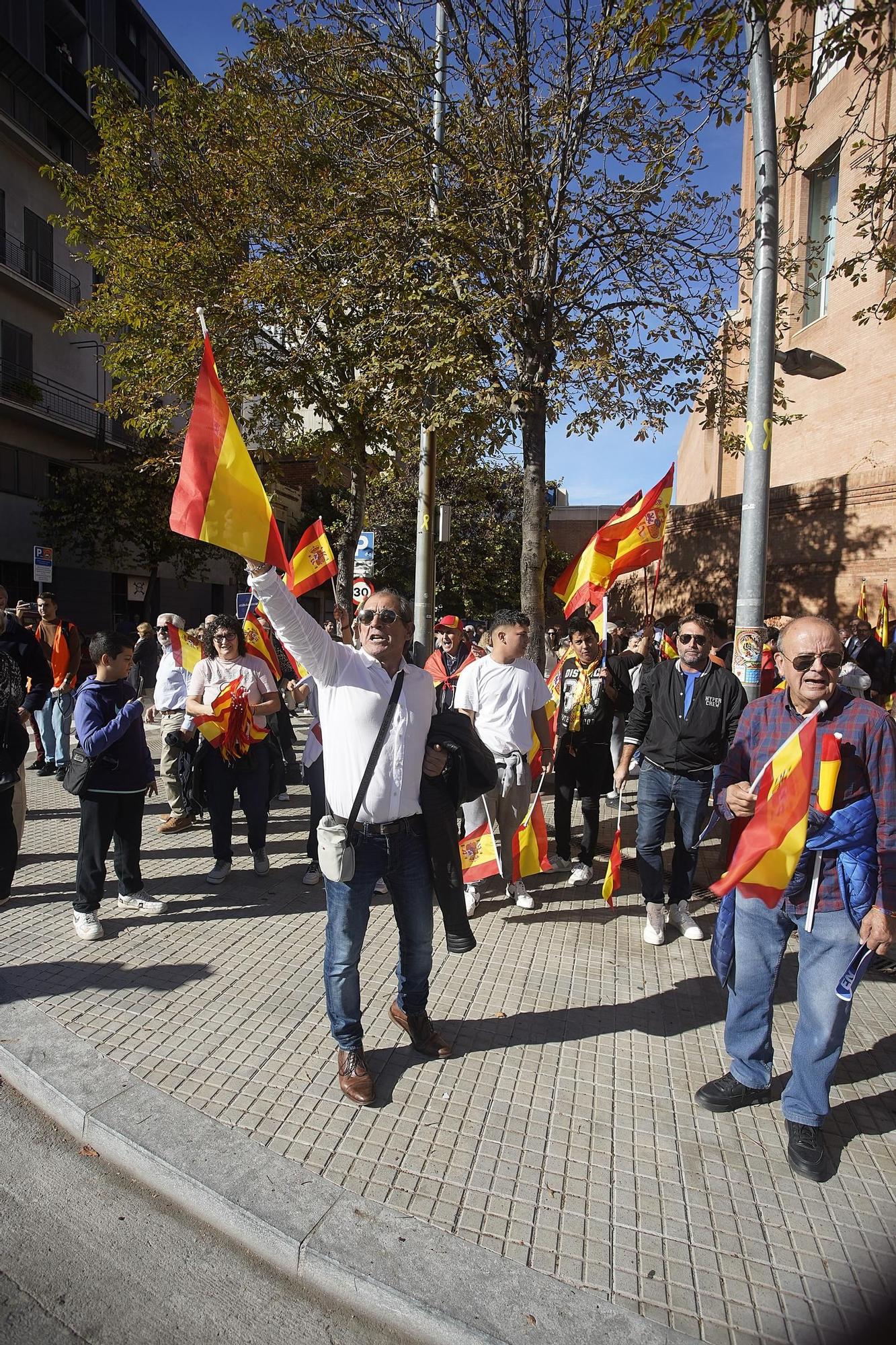La manifestació contra l'amnistia a Girona, en fotos