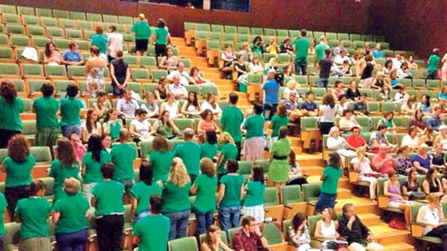 En octubre tuvo lugar el acto de acogida de los auxiliares y también hubo protestas de los centros.