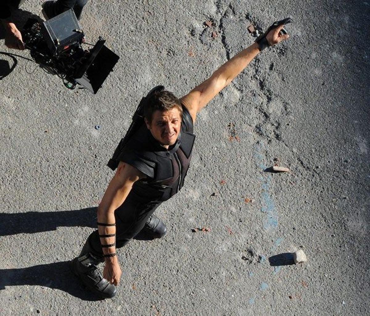 Jeremy Renner rueda 'Los Vengadores 2'