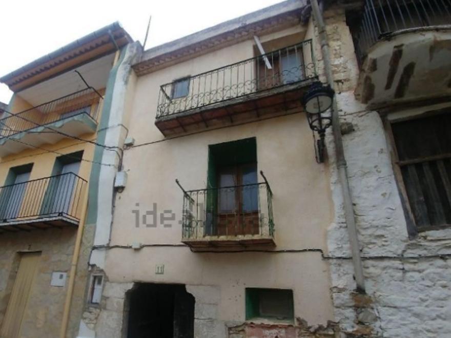 Fachada de la vivienda en venta en Cinctorres, en el portal de &#039;Idealista&#039;