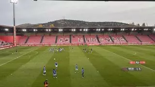EN DIRECTO: El Oviedo trata de hacerse con la pelota en Los Pajaritos