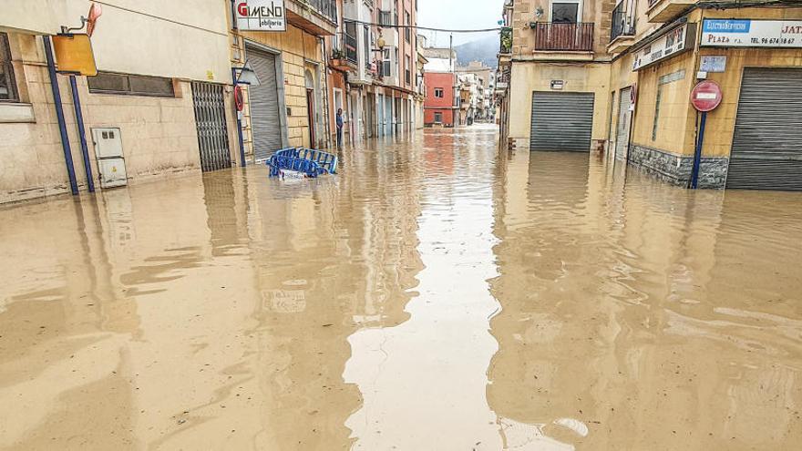 Rescatan en helicóptero a tres mujeres que se han puesto de parto en la Vega Baja