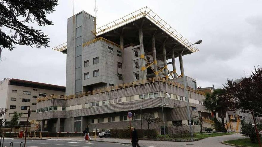 La comisaría de la Policía Nacional en Ourense, el lugar donde pasó todo. // Jesús Regal