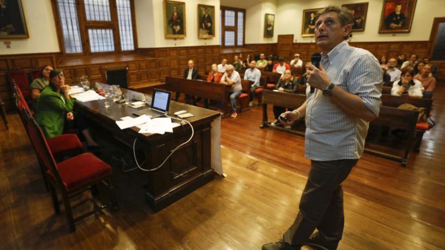 Pedro Arcos alerta sobre los riesgos en Asturias por el cambio climático  | LUISMA MURIAS