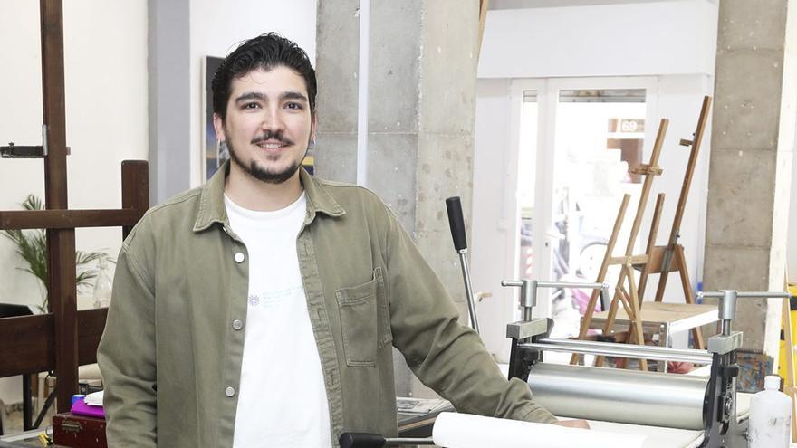 Javier Cruzado, artista visual y creador: El mar que nos roban