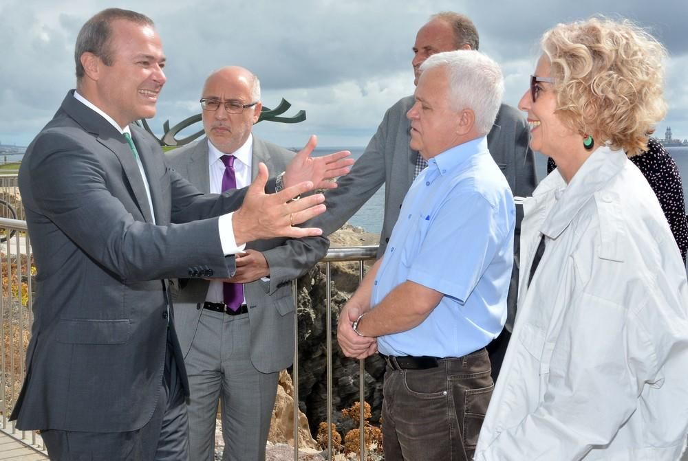 Inauguración del monumento de homenaje a los represaliados del Franquismo