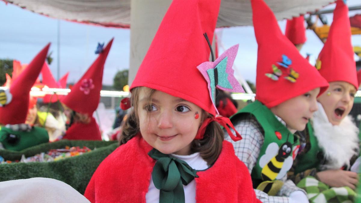 Sus Majestades reparten ilusión en Monesterio Sus Majestades reparten ilusión en Monesterio