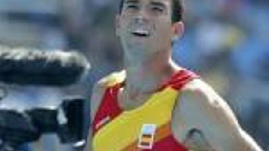 Adel Mechaal va poder competir a Sardenya tot i l&#039;amenaça de sanció de la IAAF.