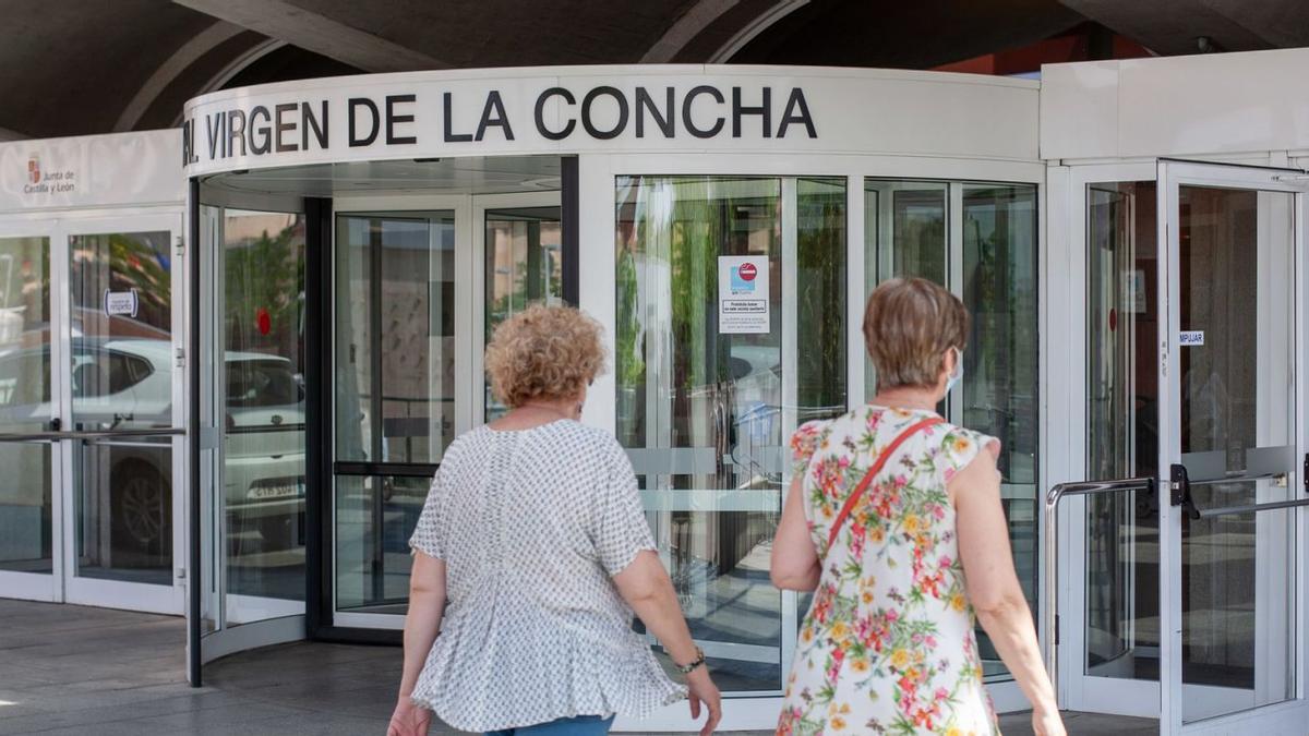 Críticas por la escasez de opciones para alérgicos en la cafetería del Hospital Virgen de la Concha: "Me parece vergonzoso"