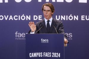 Aznar afirma que Moncloa es ya una delegación madrileña del secesionismo”