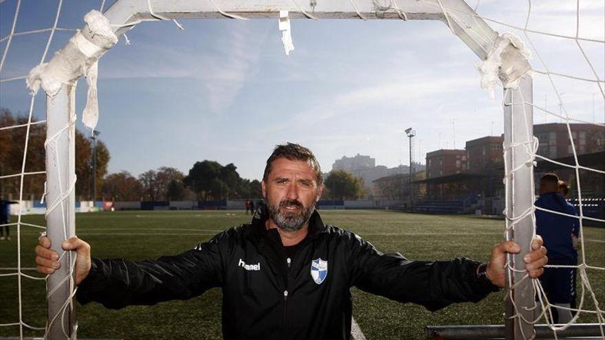 Emilio Larraz, en su etapa como entrenador del Ebro