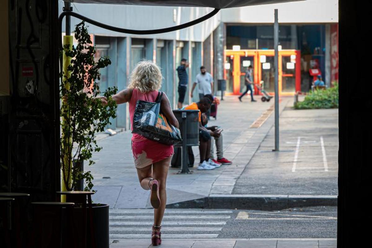 El Ayuntamiento del Vendrell endurece la normativa contra la prostitución en la calle