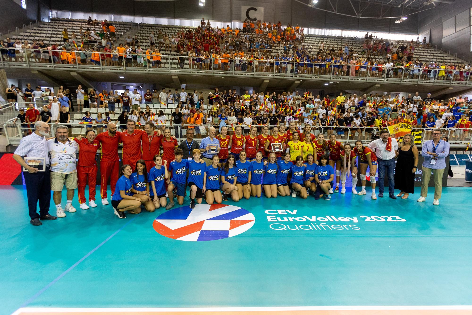 La selección Española femenina de voleibol gana a la de Dinamarca en Alicante