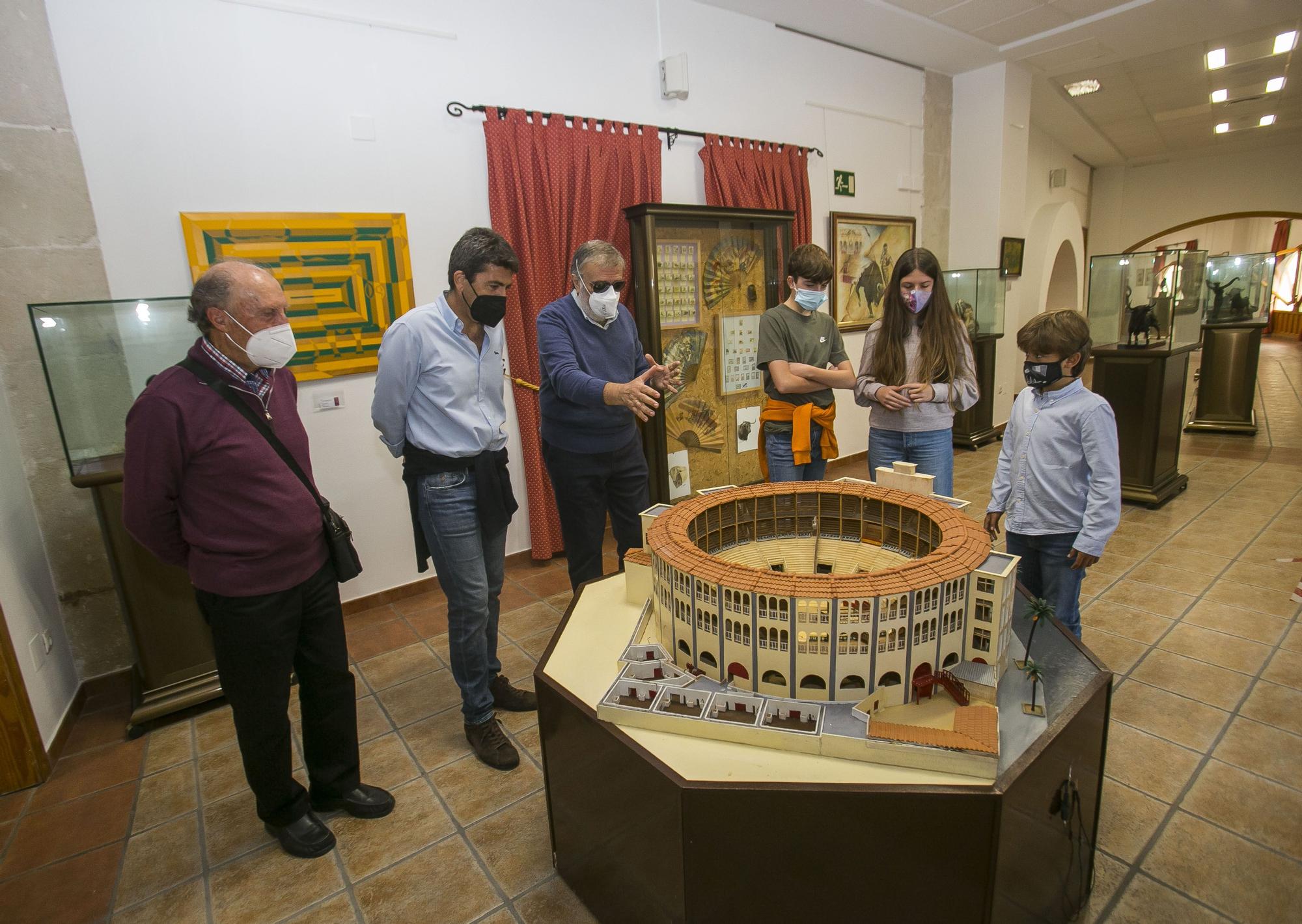 Donación de la familia Mazón al Museo Taurino