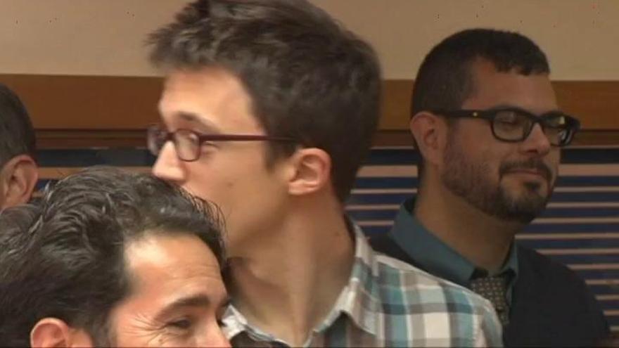 Errejón rompe su silencio en twitter con un mensaje de apoyo a Rita Maestre