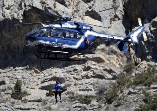 Los equipos especializados se vuelcan en las tareas de rescate