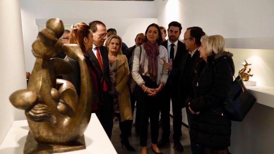 La ministra Reyes Maroto, en el Museo de Baltasar Lobo