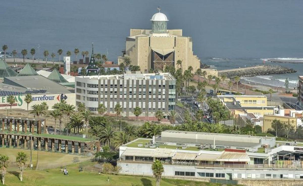 Vistas de la Ciudad Alta de Las Palmas de Gran Canaria. Barrios de Escaleritas, Schamann, Chumberas, La Feria. FOTO: J. PÉREZ CURBELO