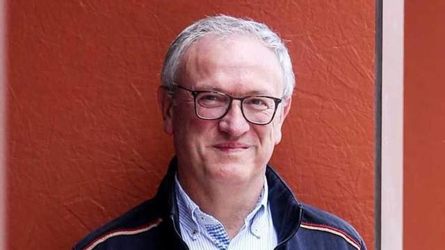 "La caída del cáncer de laringe en hombres contrasta con el aumento en mujeres"