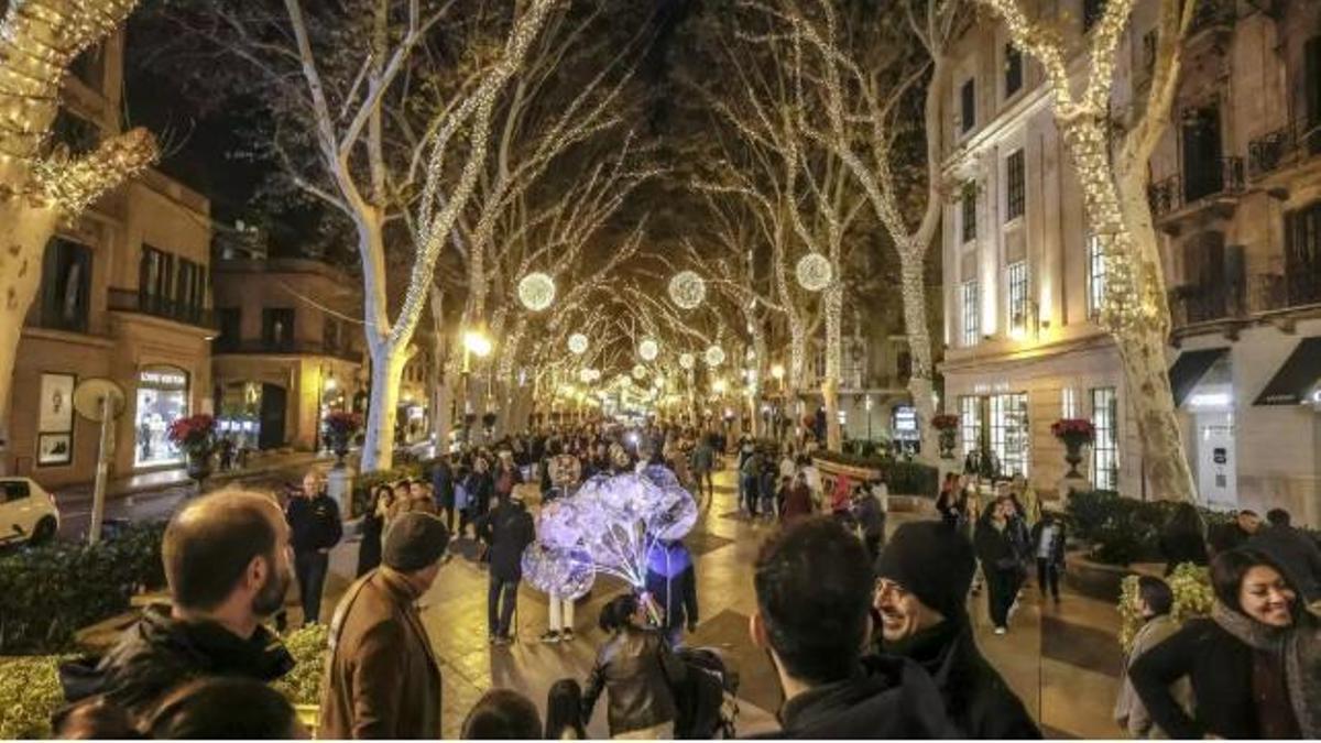 Compras navideñas en Palma.