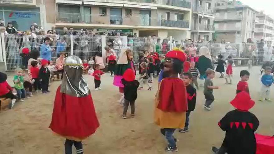 Patum de l'escola bressol Flor de Neu de Berga