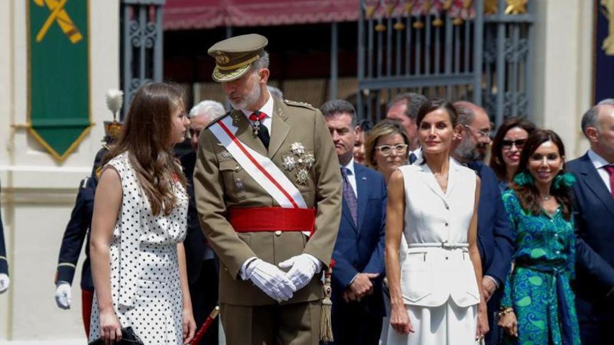 El rey Felipe VI y su hija, durante su última visita a Zaragoza.
