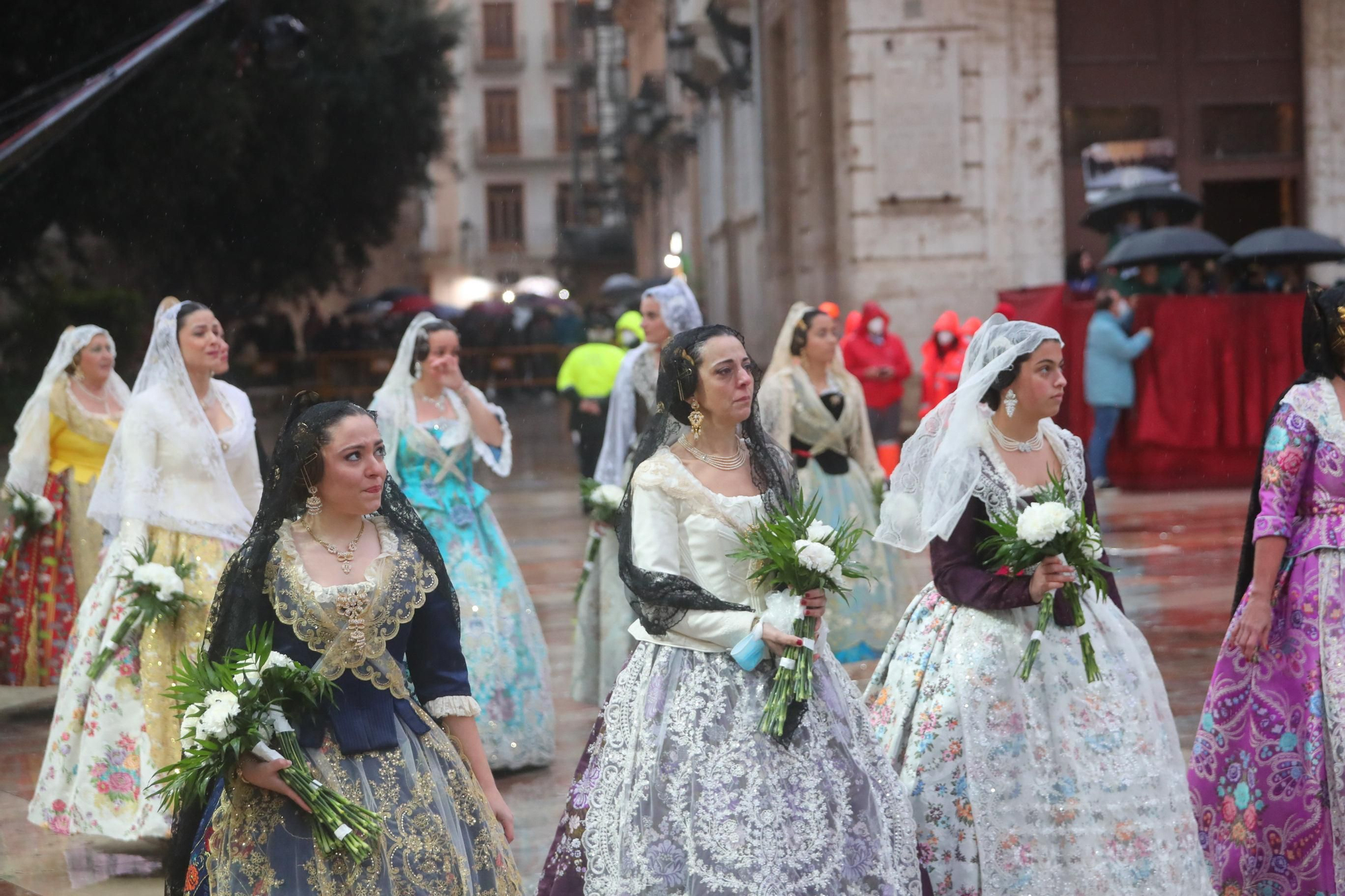 Búscate en el primer día de ofrenda por la calle de la Paz (entre las 18:00 a las 19:00 horas)