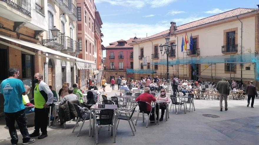 Los hosteleros, “contentos” con las nuevas restricciones para el sector, salvo “por la espinita de las barras”