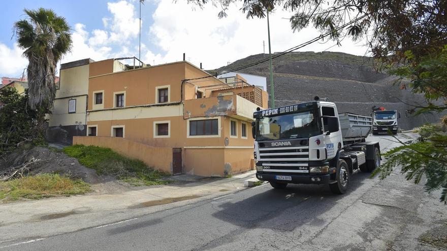 Familias de Barranco Seco afectadas por los malos olores