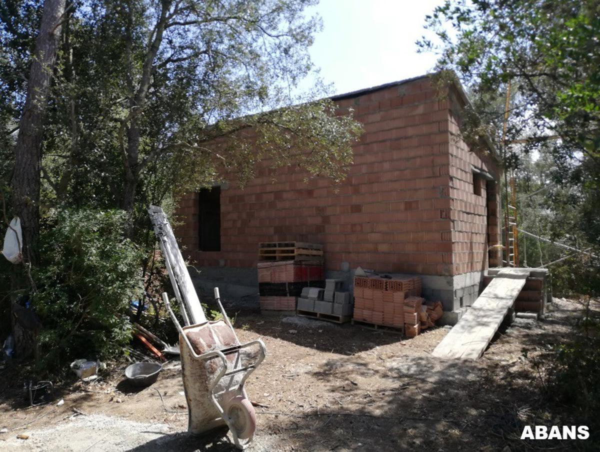 Construcción levantada en suelo rústico de Mallorca con máxima protección.