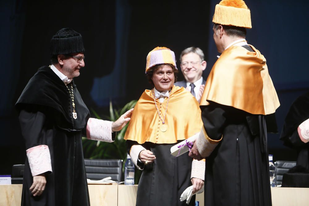 Jordi Garcés, investido doctor honoris causa por la UJI