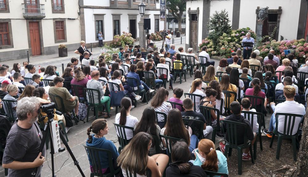 MOYA. Acto conmemorativo del 135 aniversario del nacimiento del poeta Tomás Morales.  | 10/10/2019 | Fotógrafo: José Pérez Curbelo