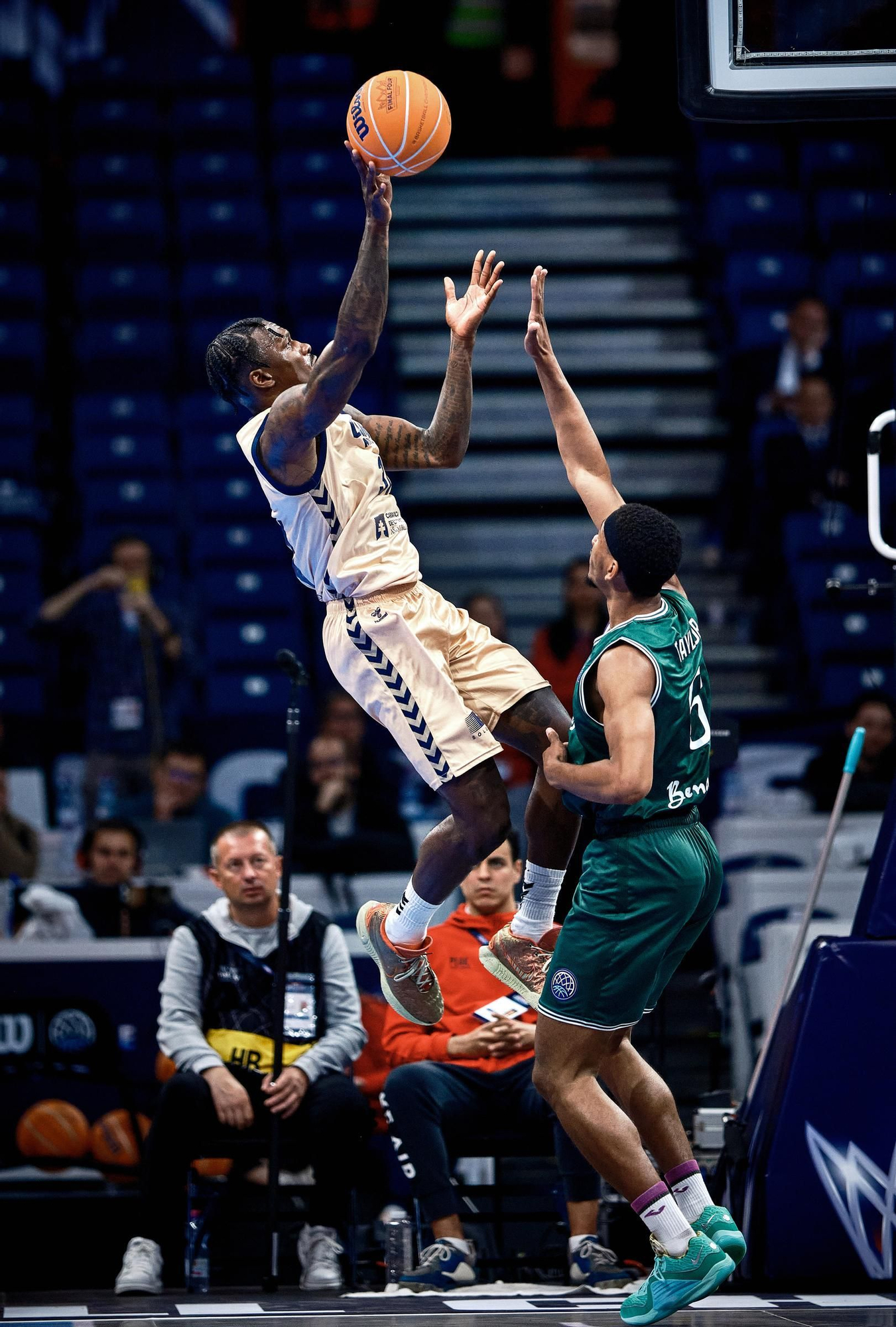 El UCAM Murcia - Unicaja de la Final Four de la BCL, en fotos