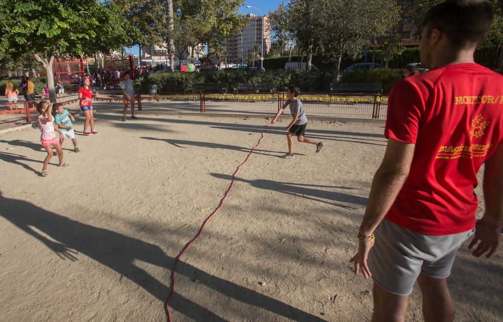 Las Hogueras celebran el Día del Foguerer Infantil