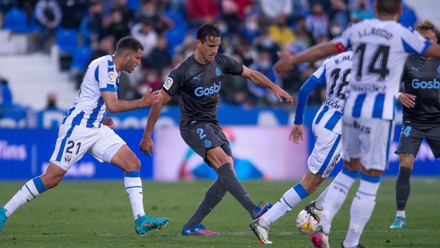 Bernardo veu la cinquena groga i no jugarà contra l’Oviedo