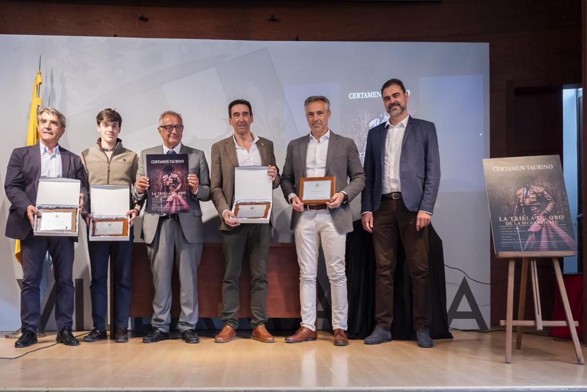 La Comunidad de Madrid celebra la primera edición del certamen taurino para novilleros La Trilla de Oro.