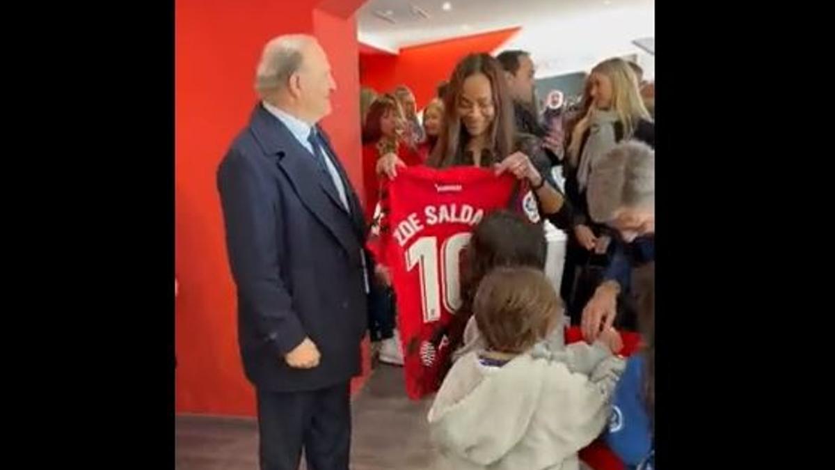 Zoe Saldaña, presente en el Real Mallorca - Real Madrid
