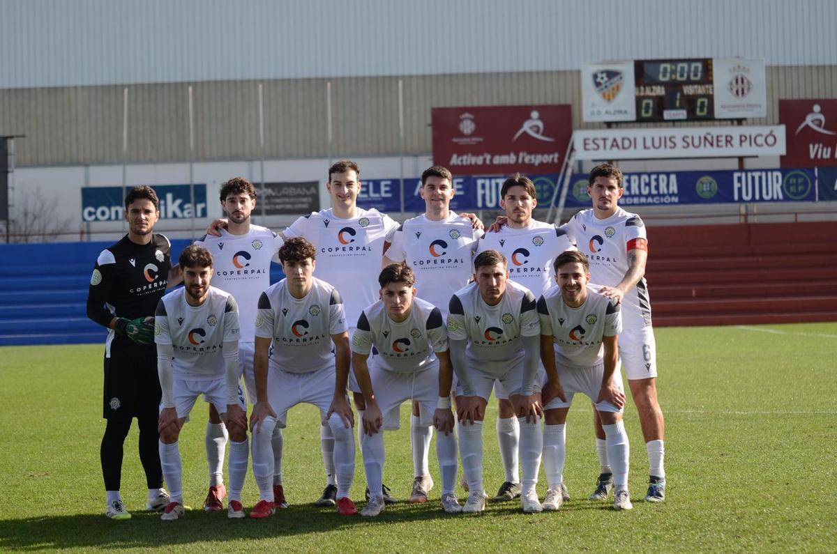 Gran victoria la que cosechó el Soneja frente al Alzira en el Lluis Suñer Picó.