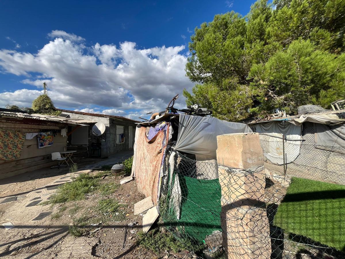 FOTOS | Las chabolas insalubres en Manacor, en imágenes