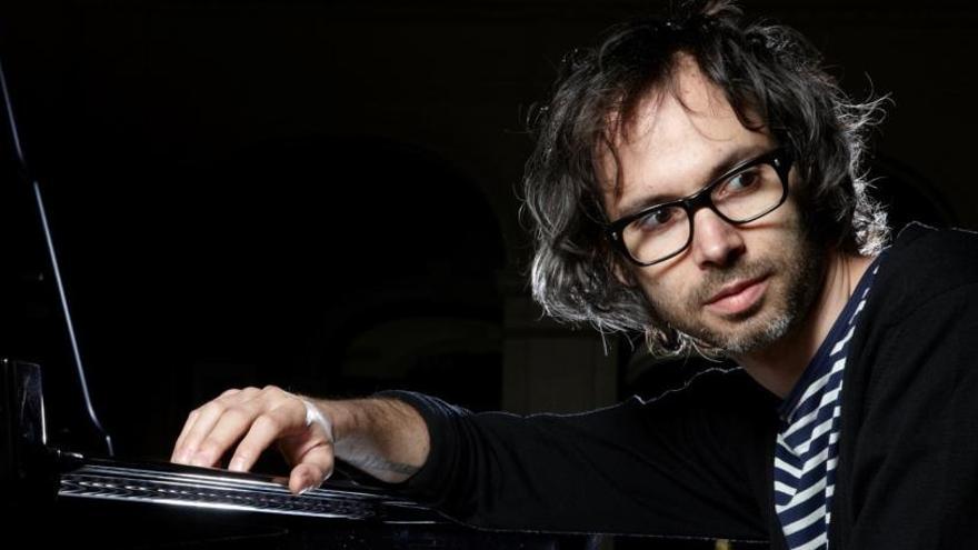 James Rhodes pide reunirse con Sánchez