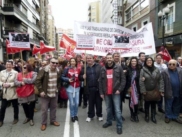Fotogalería: Manifestación en Zaragoza contra el paro y por democracia